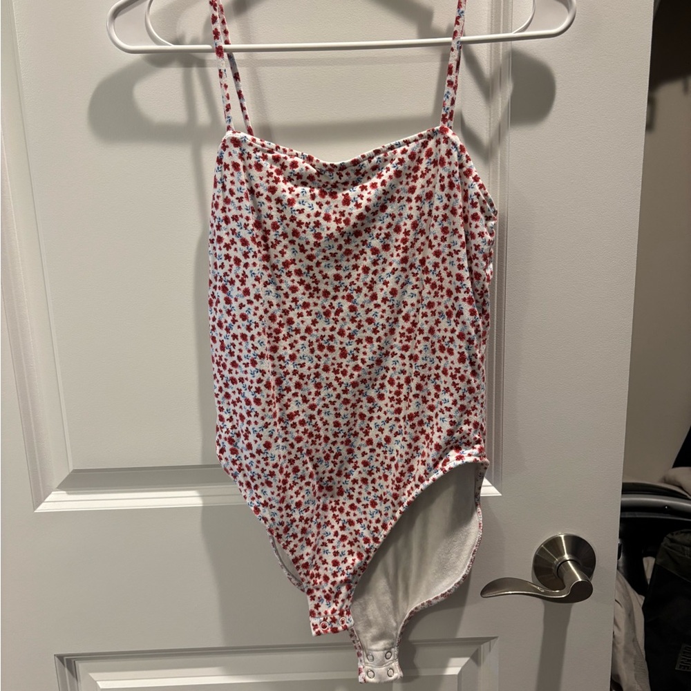 Old navy bodysuit. Size small. Wore once for 4th of july